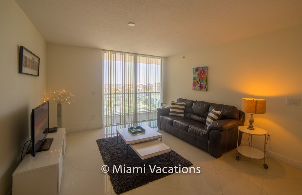 Churchill Suites Miami Brickell - One Broadway Bagian luar foto