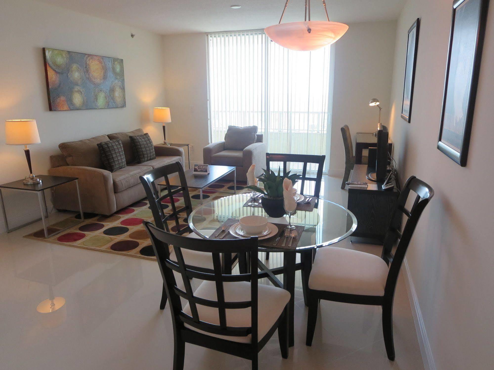 Churchill Suites Miami Brickell - One Broadway Bagian luar foto