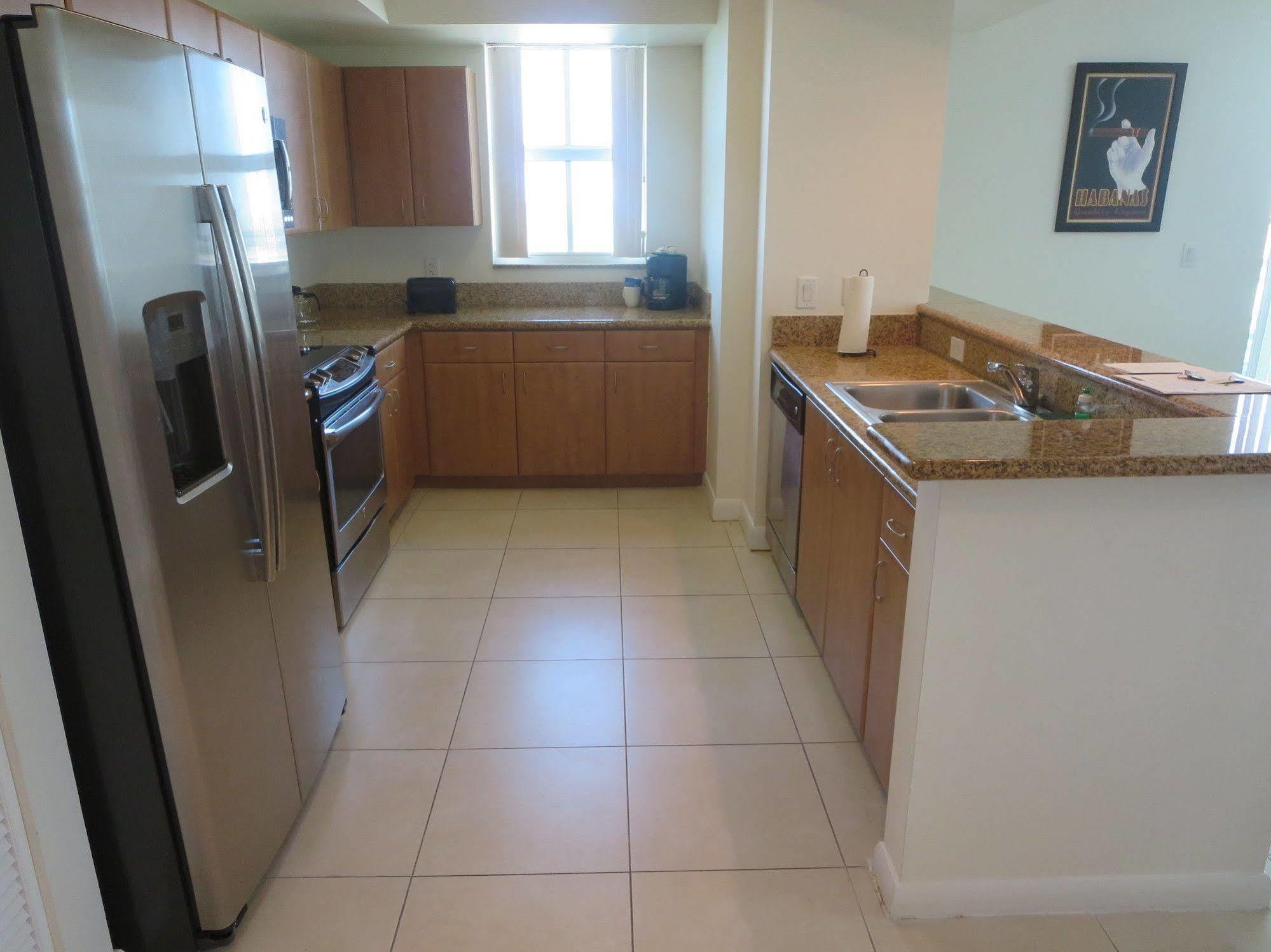 Churchill Suites Miami Brickell - One Broadway Bagian luar foto