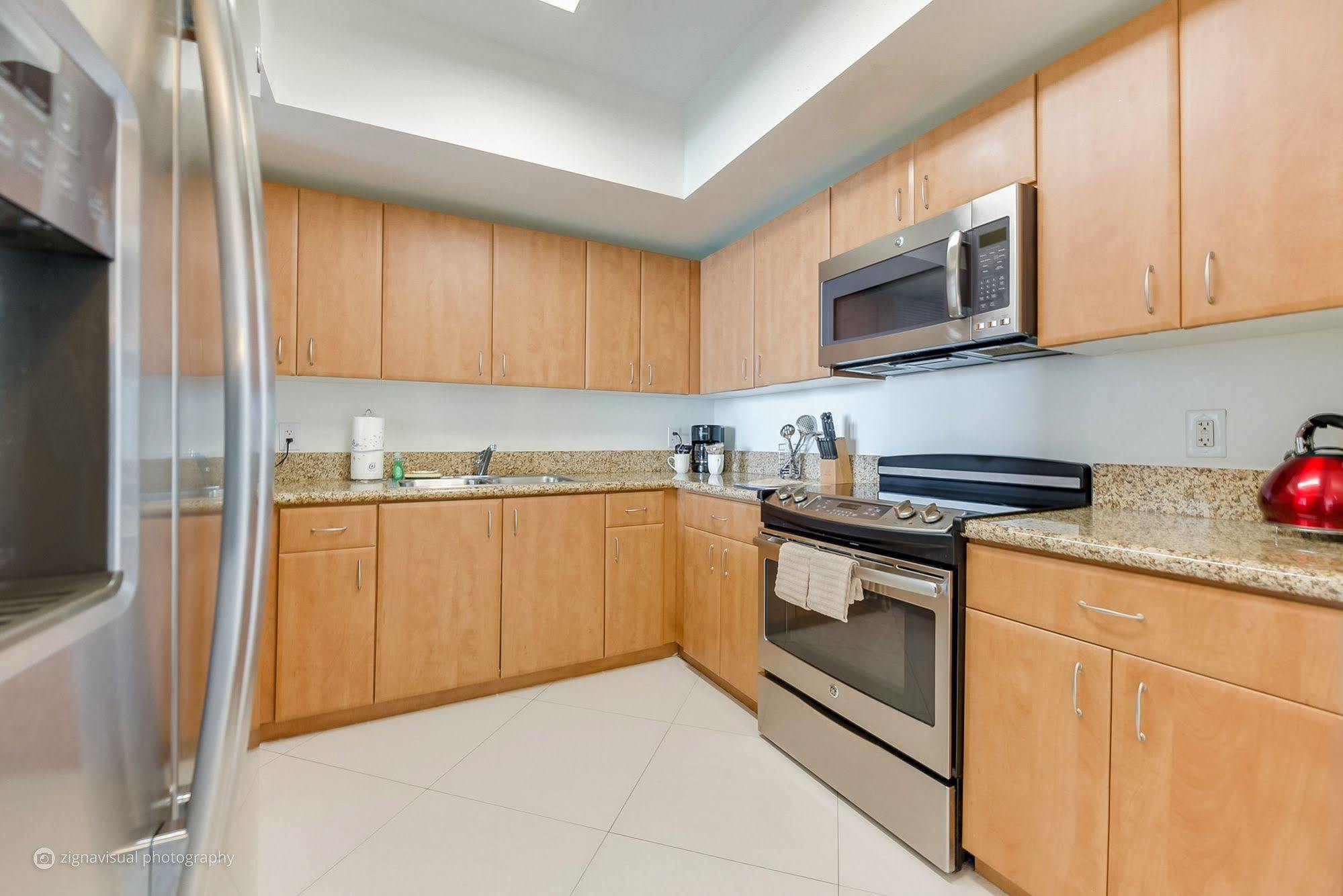 Churchill Suites Miami Brickell - One Broadway Bagian luar foto