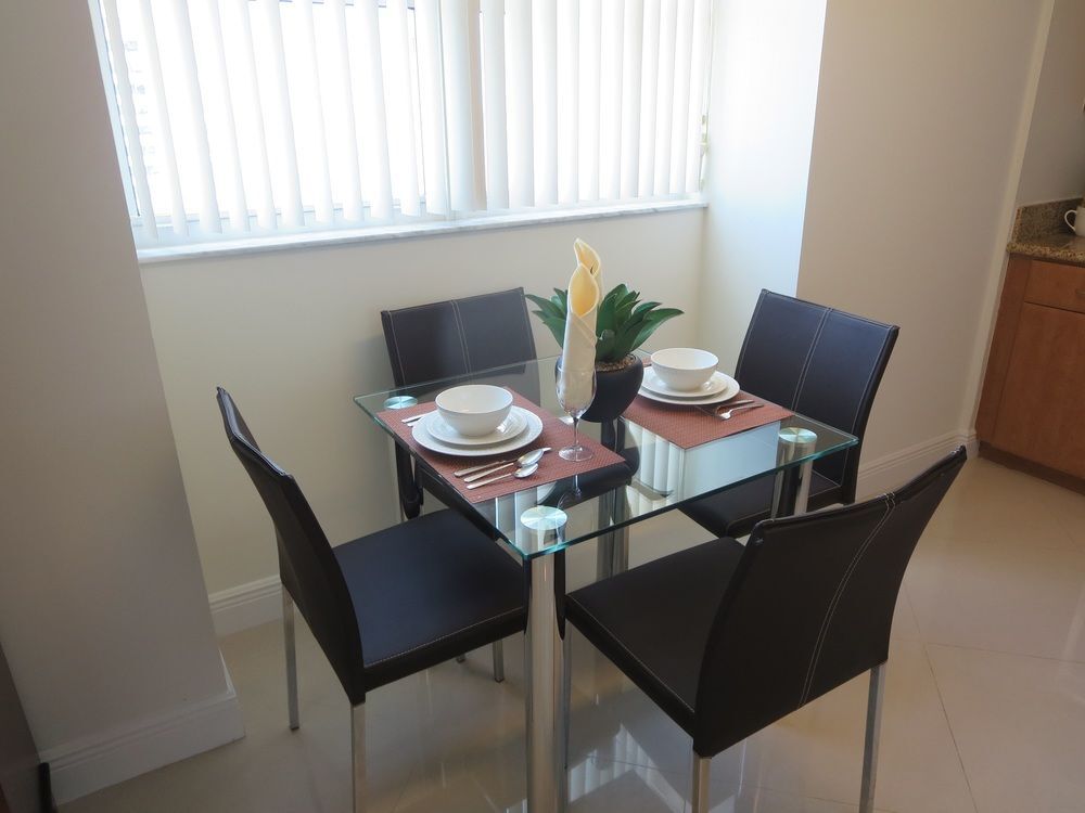 Churchill Suites Miami Brickell - One Broadway Bagian luar foto